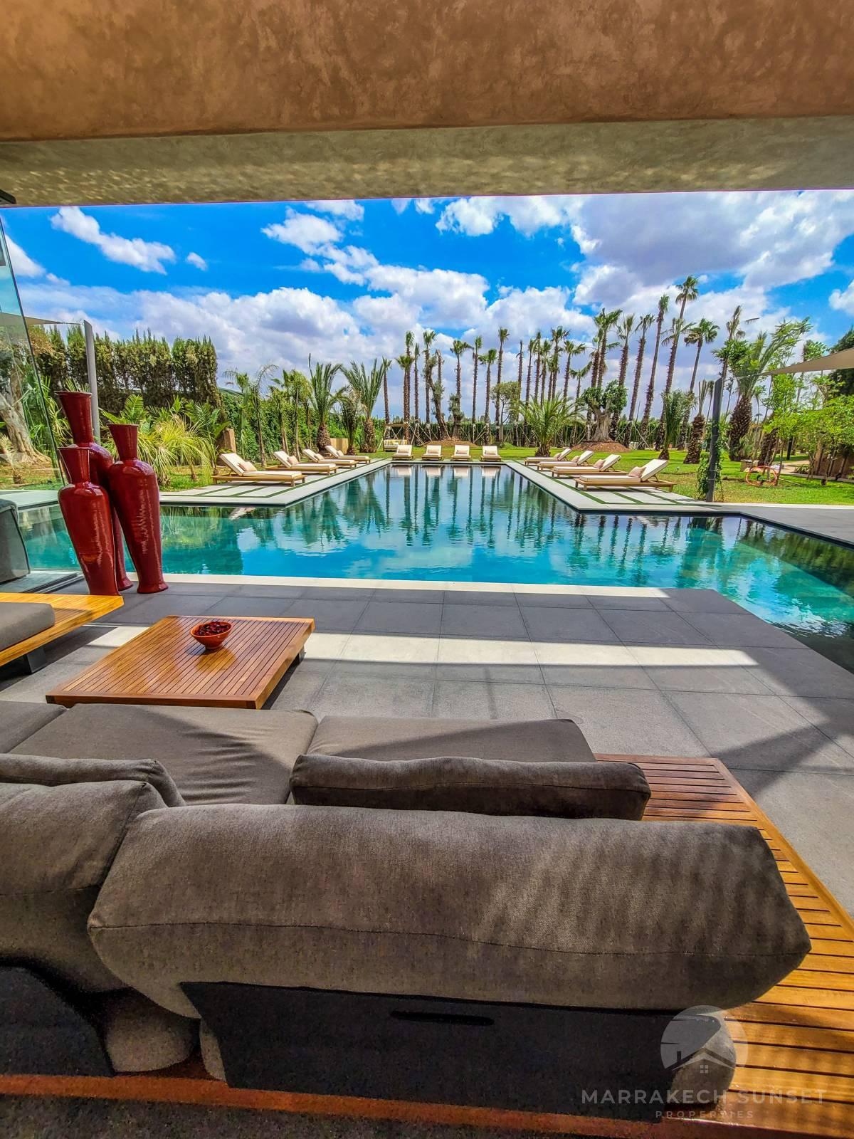 Buying a Luxury Villa on the Golf Course in Marrakech: Focus on Exceptional Estates