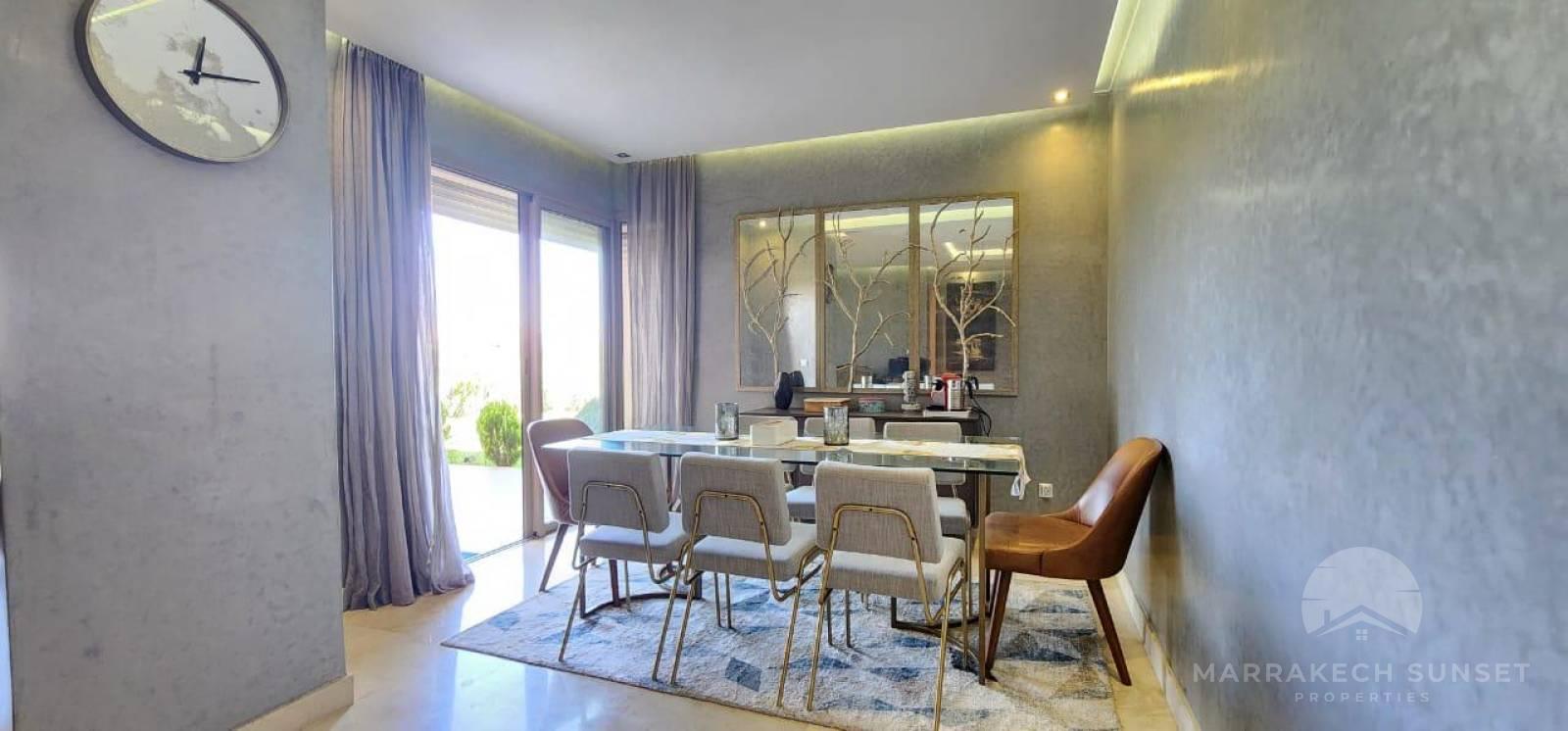 Stunning renovated apartment with pool for sale in Marrakech 
