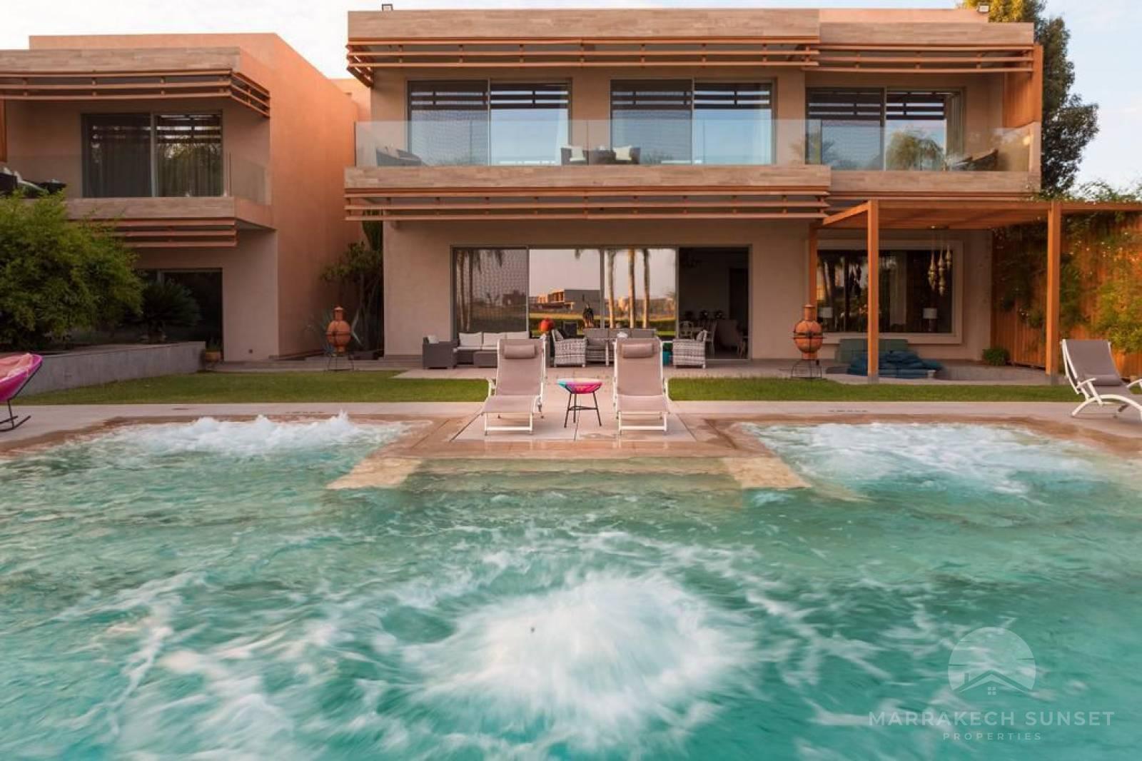 Luxurious Marrakech Villa of 6 suites for holiday rent in a secured Golf Residence
