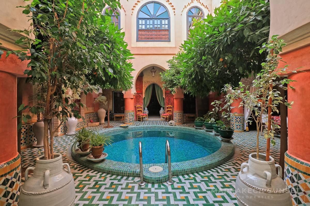 Beautiful 03 ensuite bedrooms Riad with for sale in Marrakech