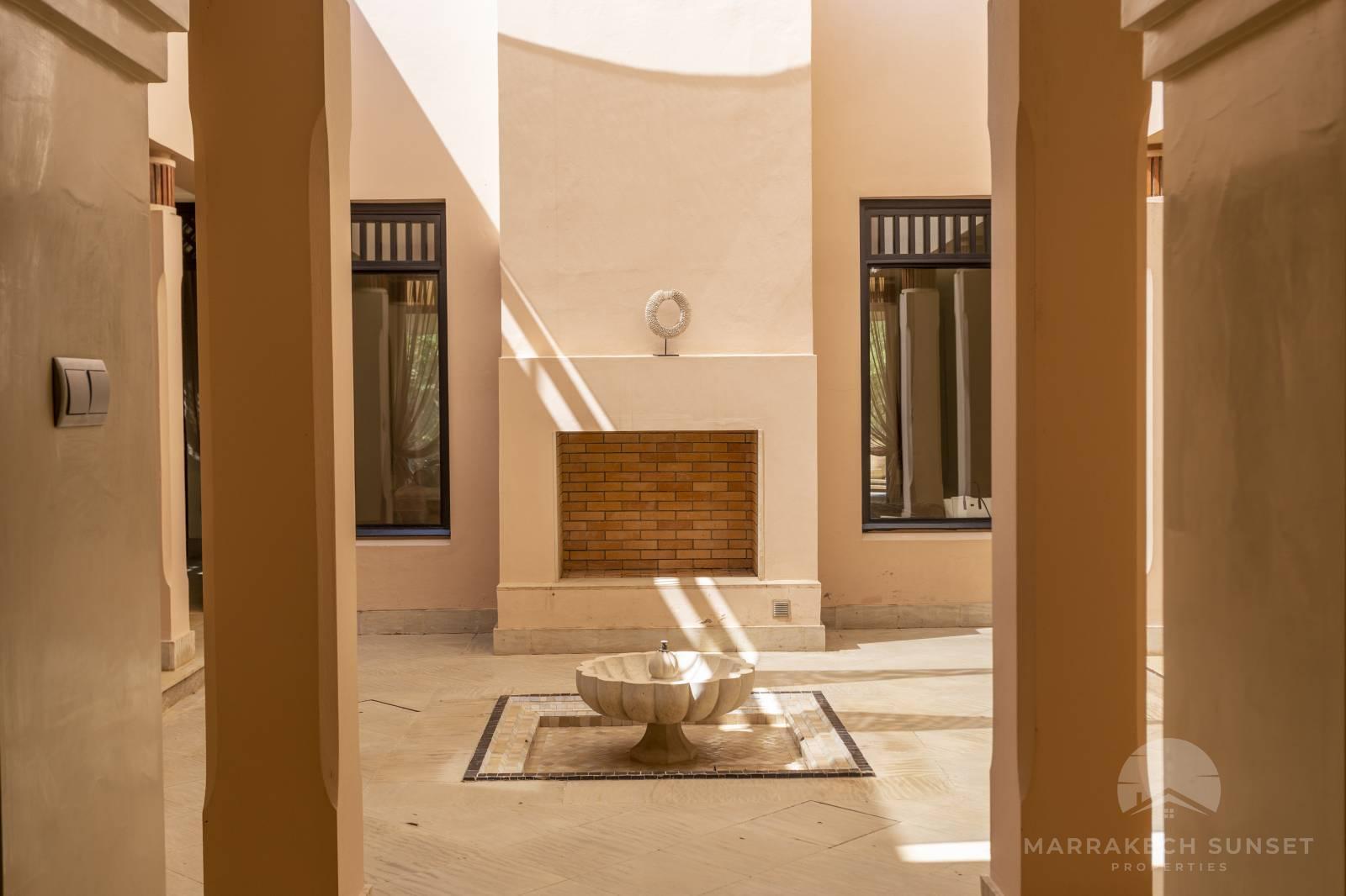 Villa de luxe unique et moderne de 02 chambres à vendre à Marrakech dans un complexe résidentiel