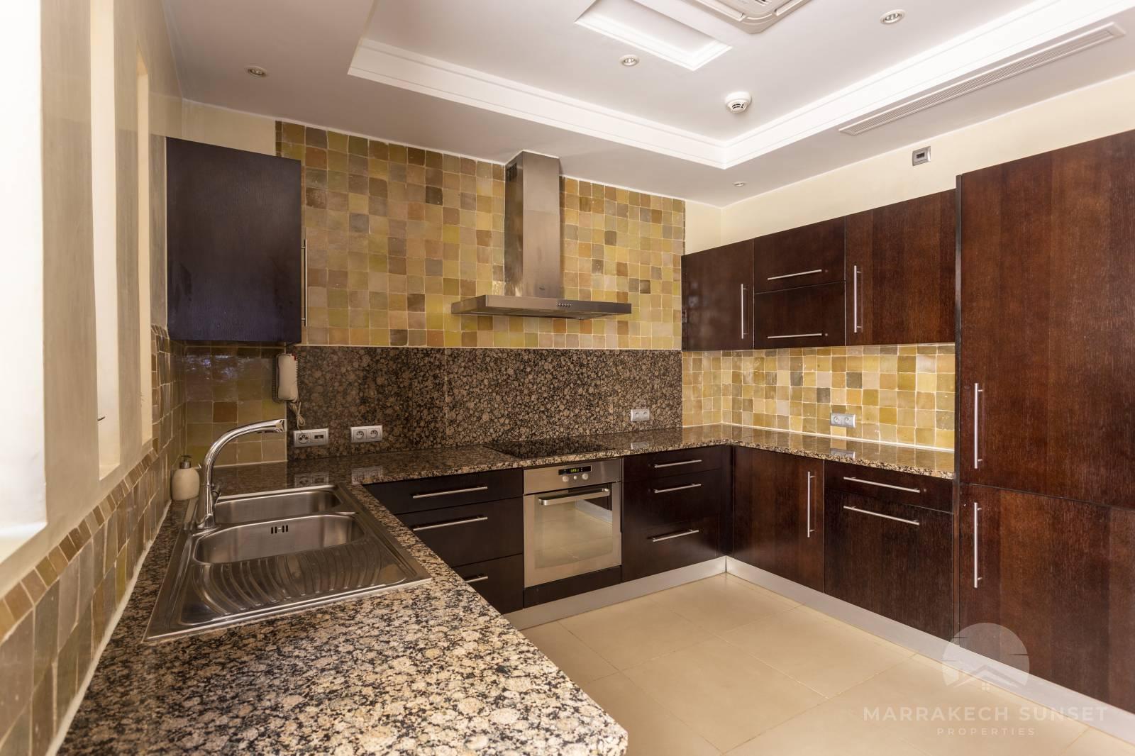 Modern 02 bedroom luxury villa for sale in Marrakech in a residential complex