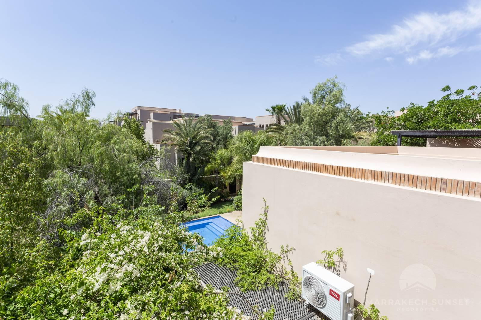 Villa de luxe unique et moderne de 02 chambres à vendre à Marrakech dans un complexe résidentiel