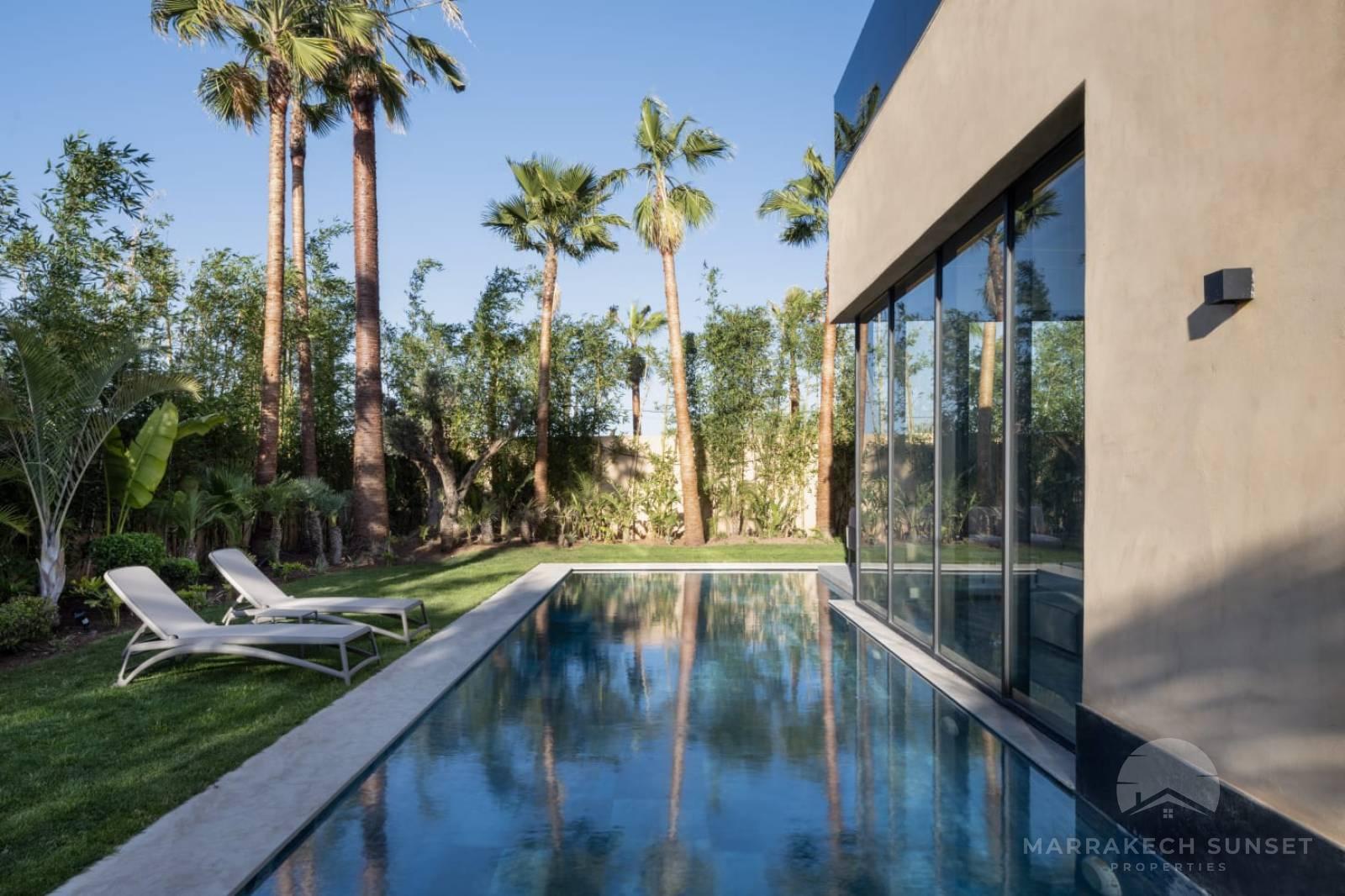  Modern 4-Bedroom Villa: Luxury Living in Marrakech's Prestigious Residence