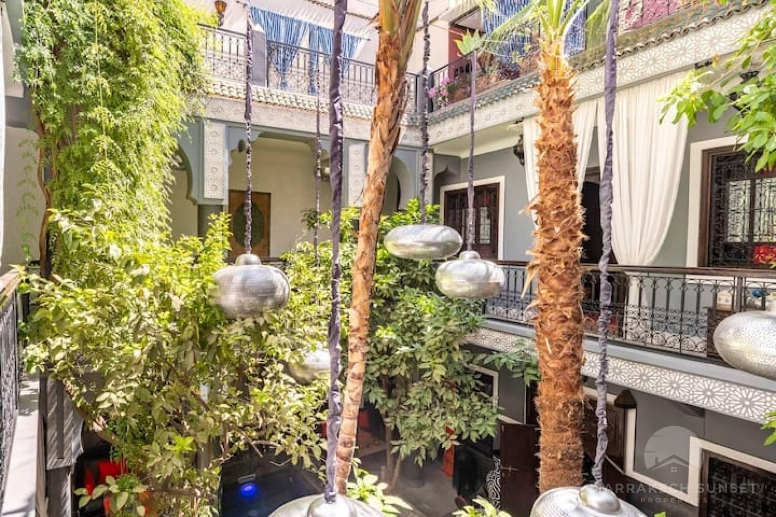 Beautiful 7 bedroom Riad in Marrakech Medina