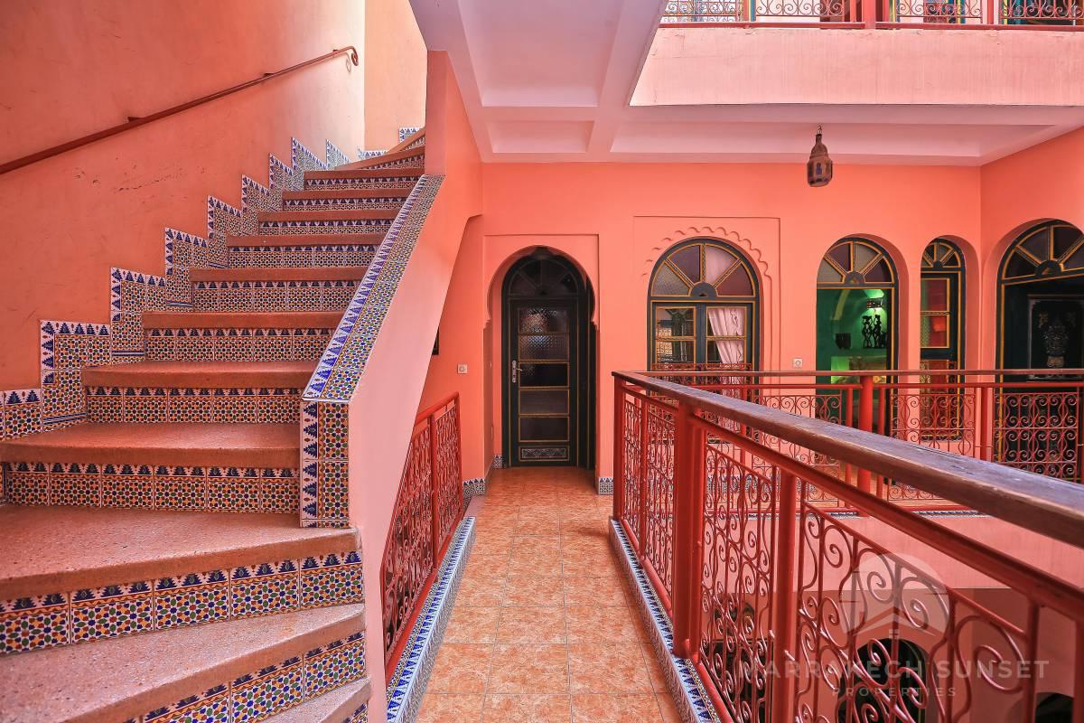 Un riad exceptionnel de 6 chambres à vendre près de La Place Jemaa el fna