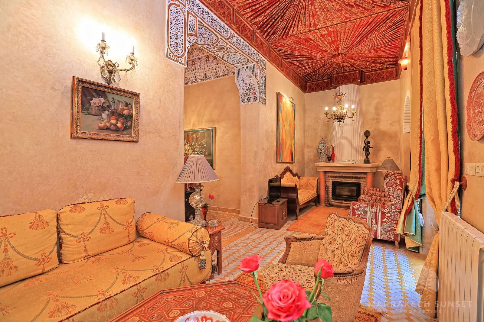 Beau Riad de 03 suites à vendre à Marrakech