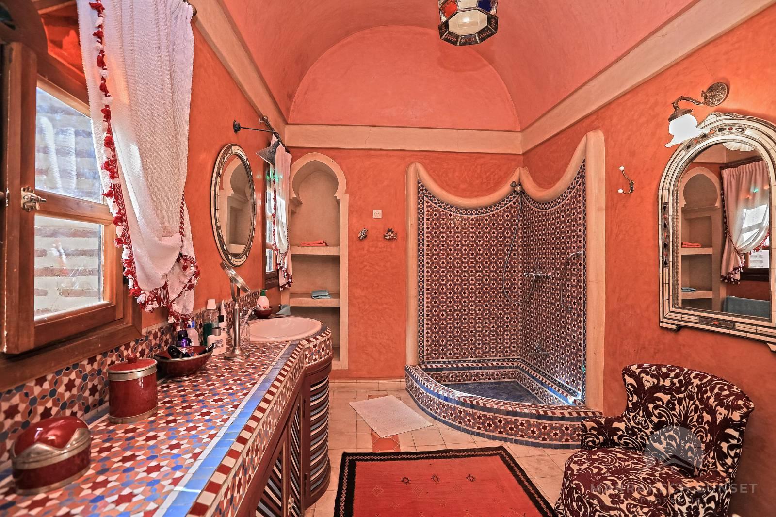 Beau Riad de 03 suites à vendre à Marrakech