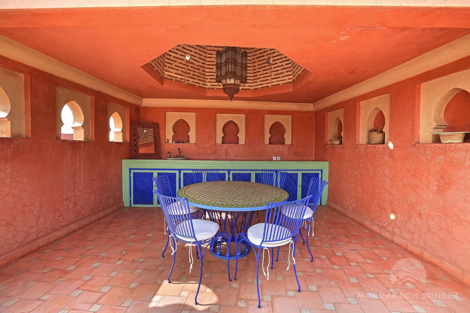 Beau Riad de 03 suites à vendre à Marrakech