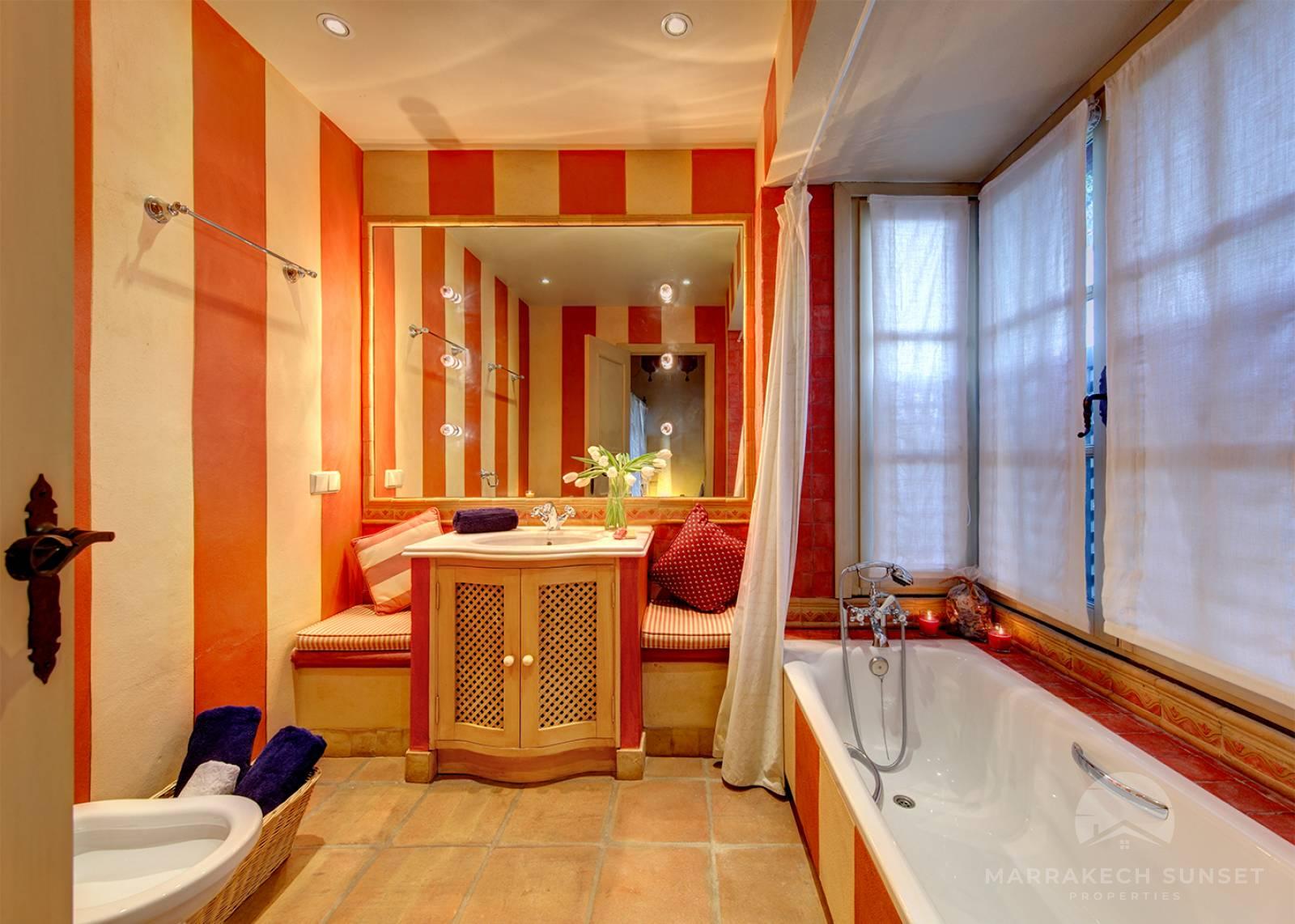 Luxury villa for sales by the Guadalquitón Nature Reserve