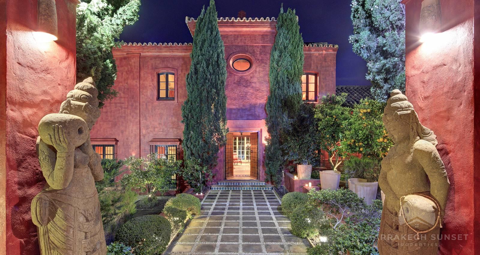 Luxury villa for sales by the Guadalquitón Nature Reserve