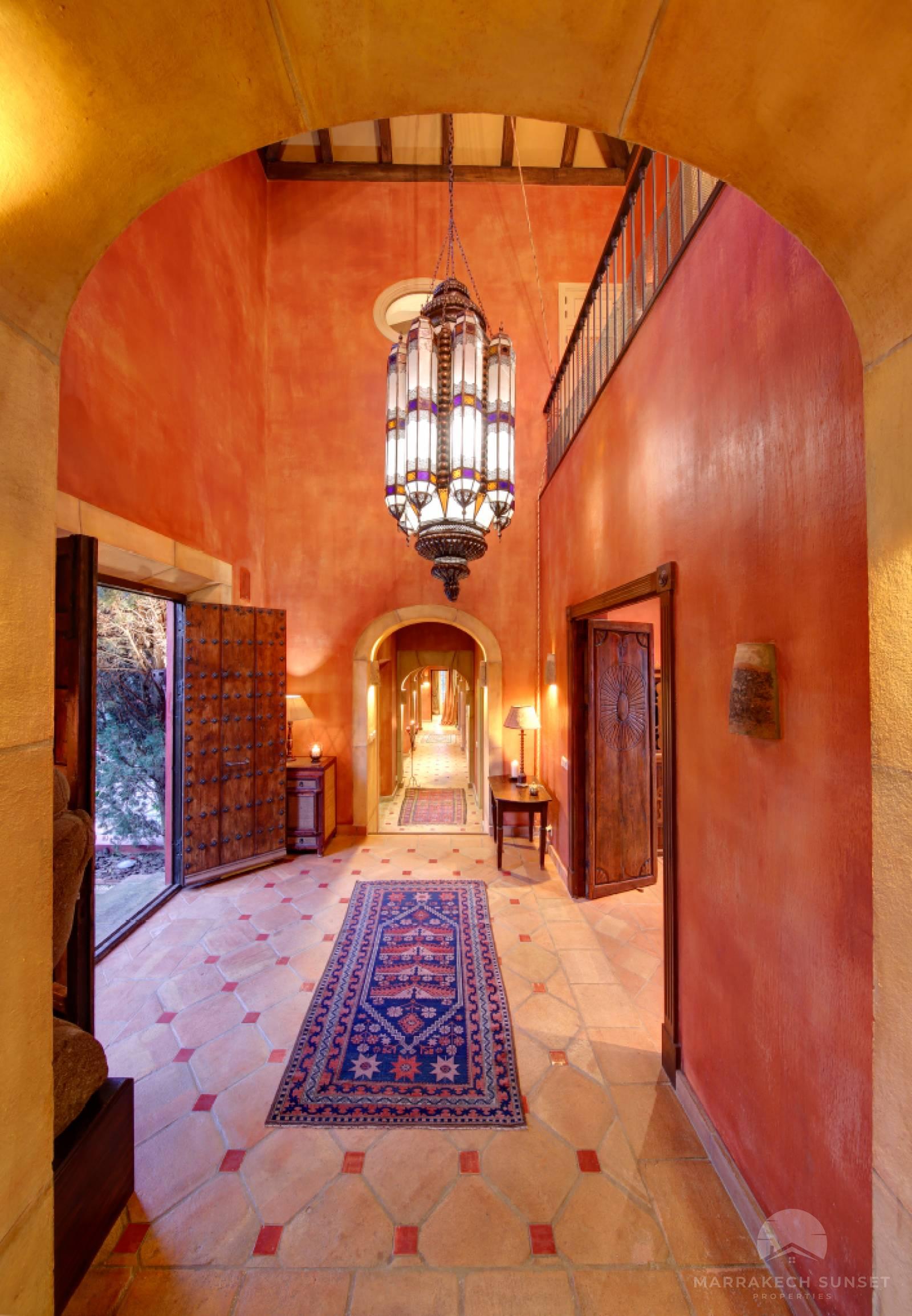 Luxury villa for sales by the Guadalquitón Nature Reserve