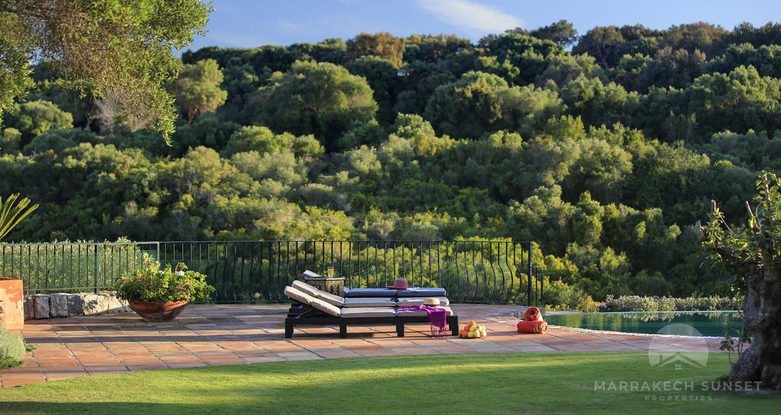 Luxury villa for sales by the Guadalquitón Nature Reserve
