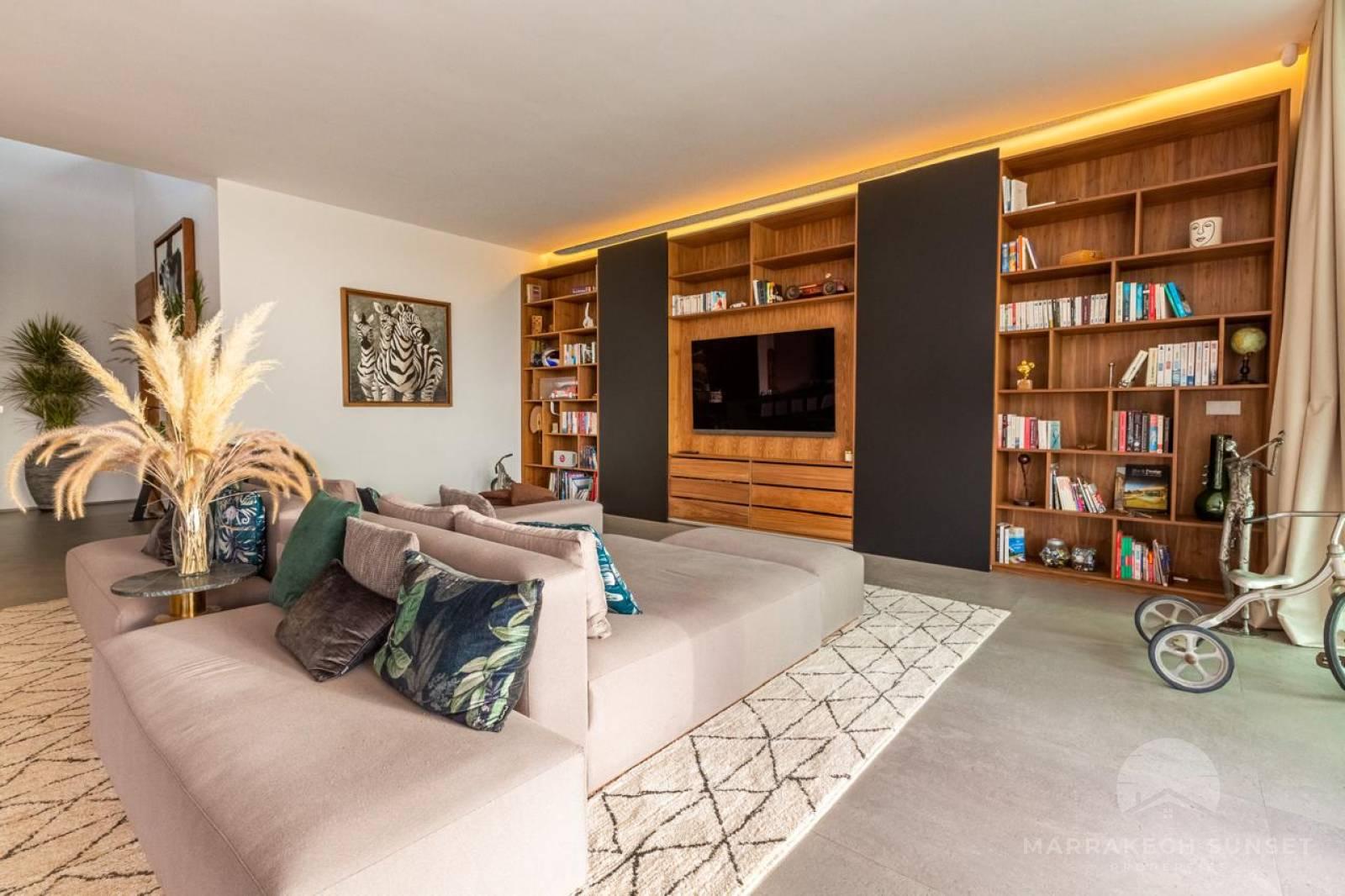 Luxurious Marrakech Villa of 5 suites for sale Frontline Golf 