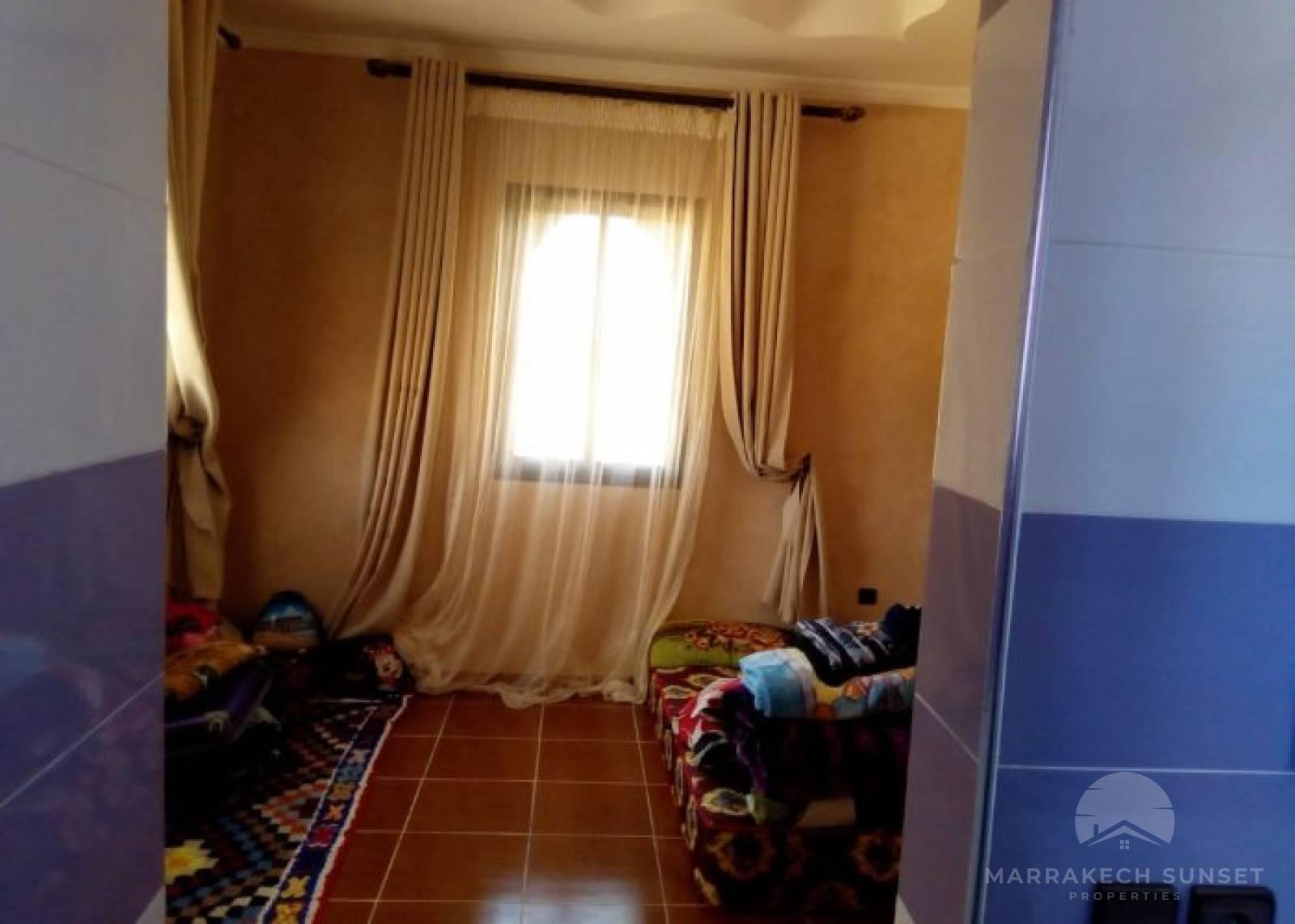 villa a vendre a marrakech de style berbère près d’un golf