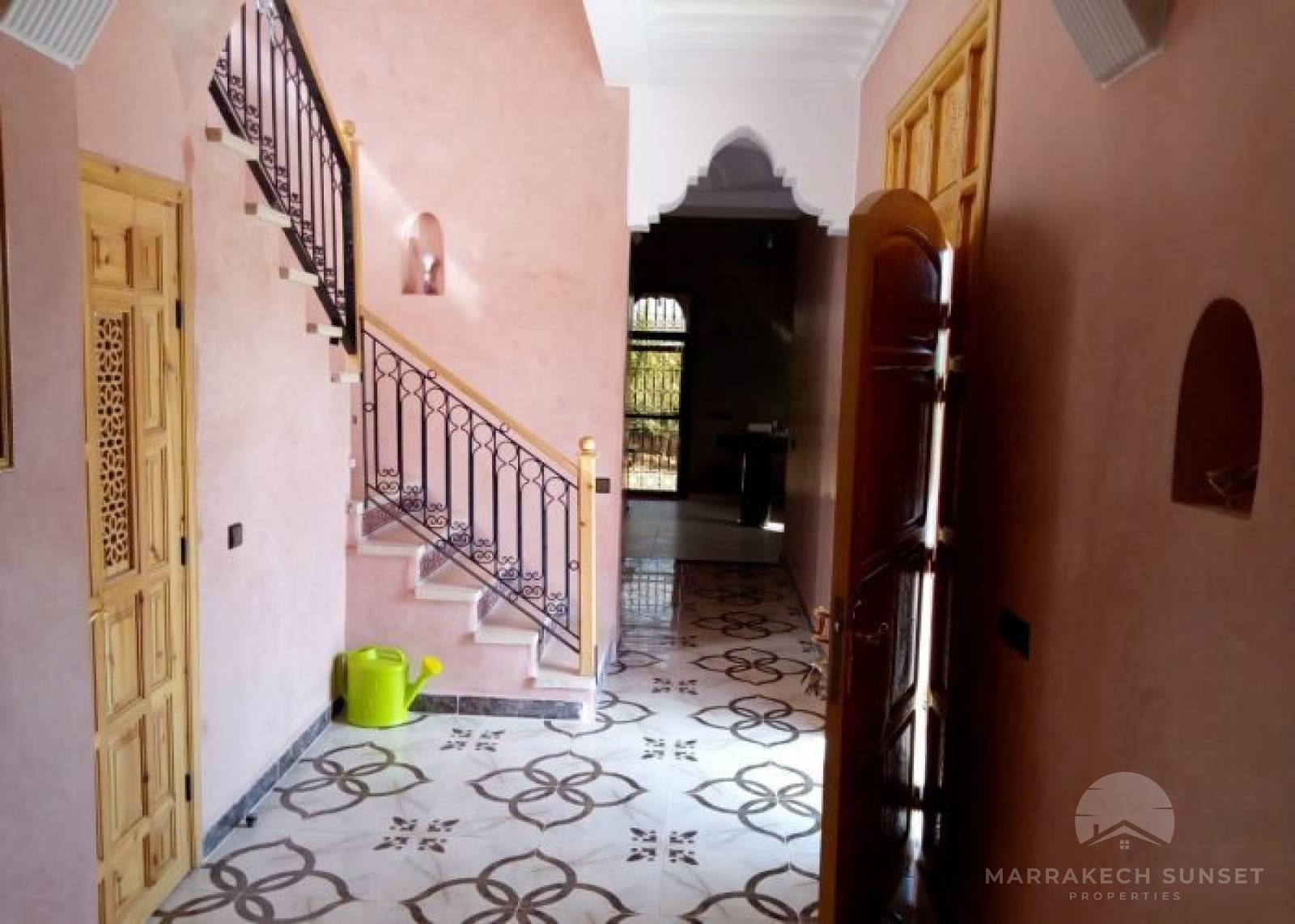 villa a vendre a marrakech de style berbère près d’un golf