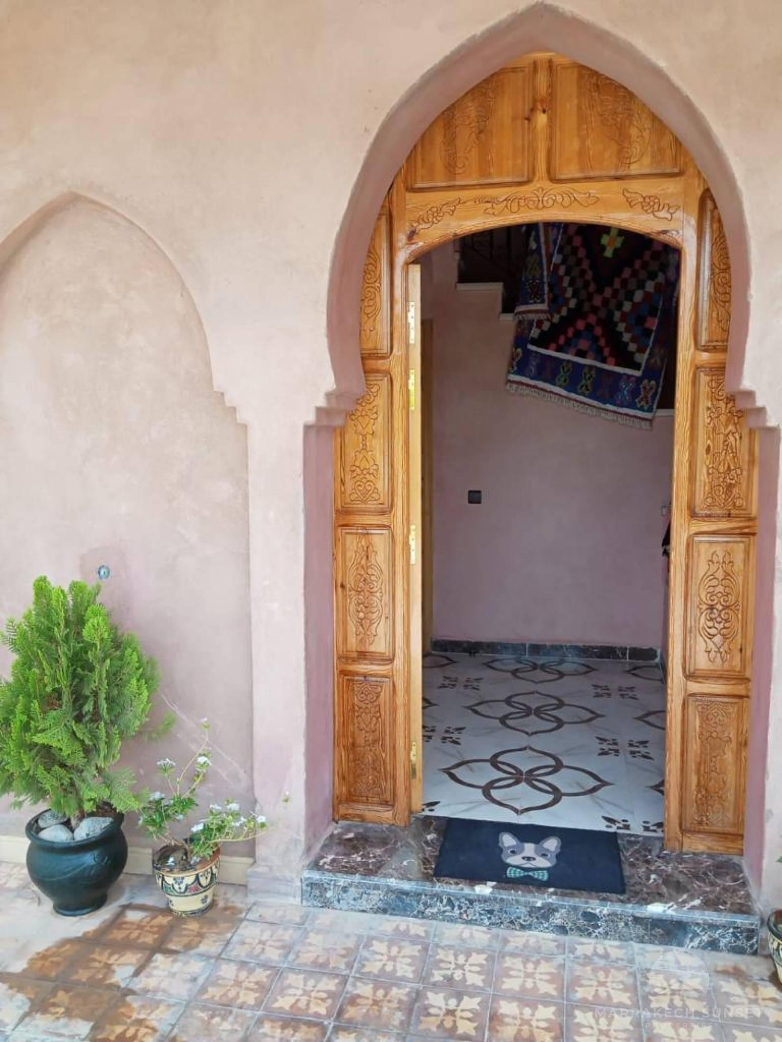 villa a vendre a marrakech de style berbère près d’un golf