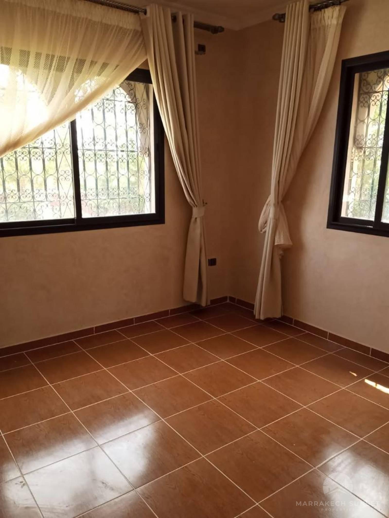 villa a vendre a marrakech de style berbère près d’un golf
