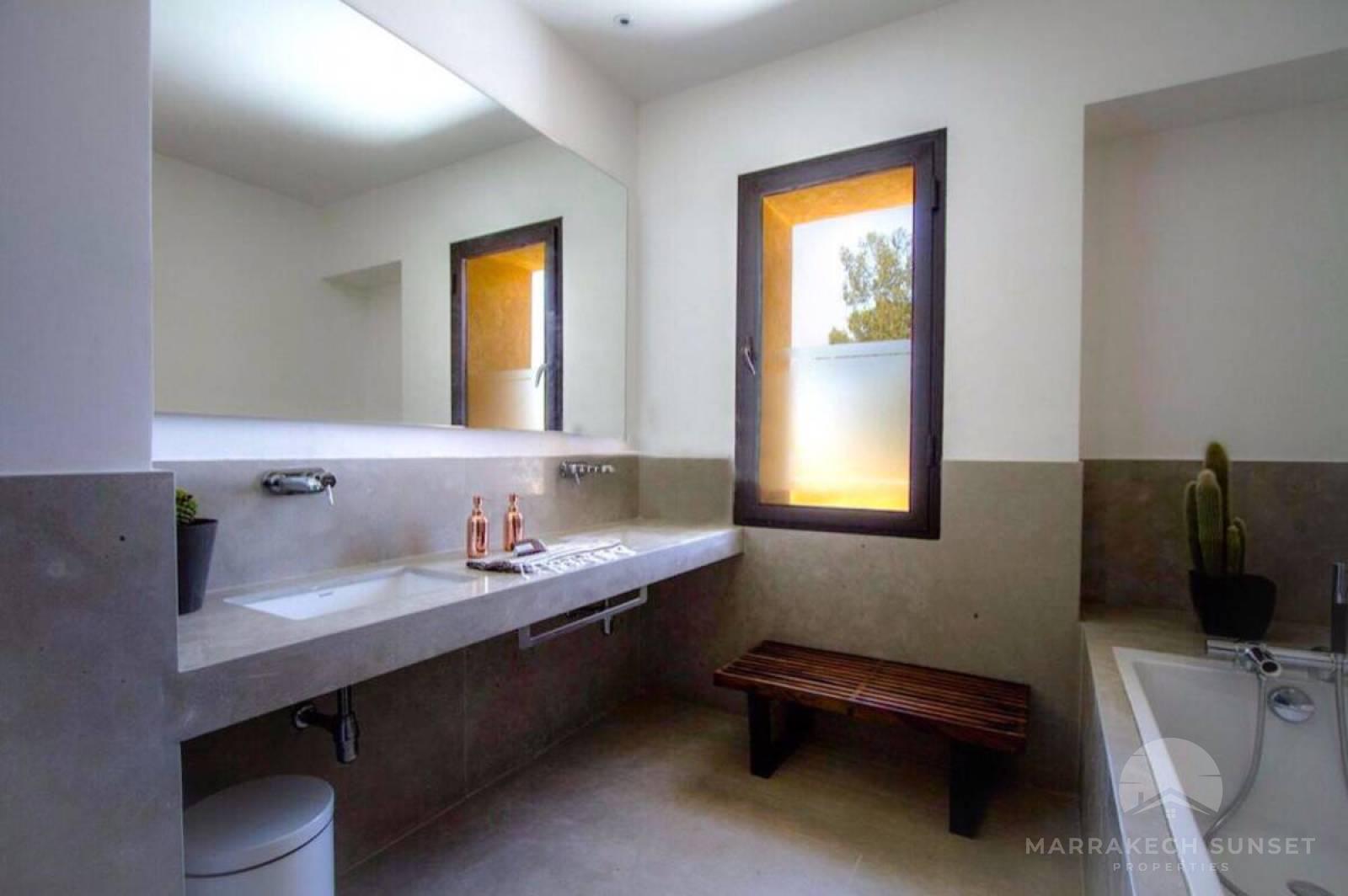 Modern Luxury villa for sale in Marrakech golf club