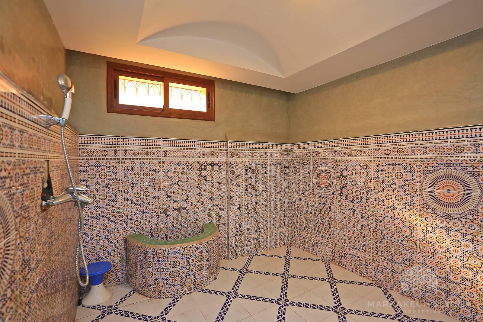 8 bedroom villa for sale Marrakech Amelkis golf club