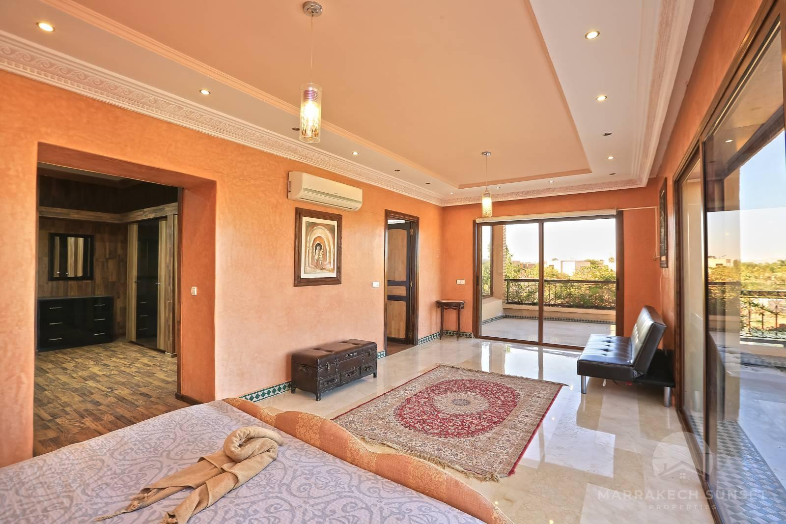 8 bedroom villa for sale Marrakech Amelkis golf club