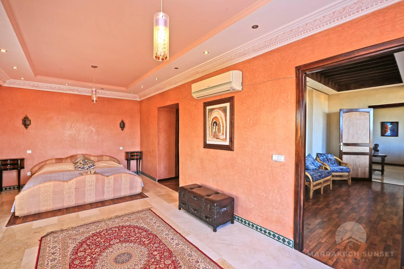 8 bedroom villa for sale Marrakech Amelkis golf club