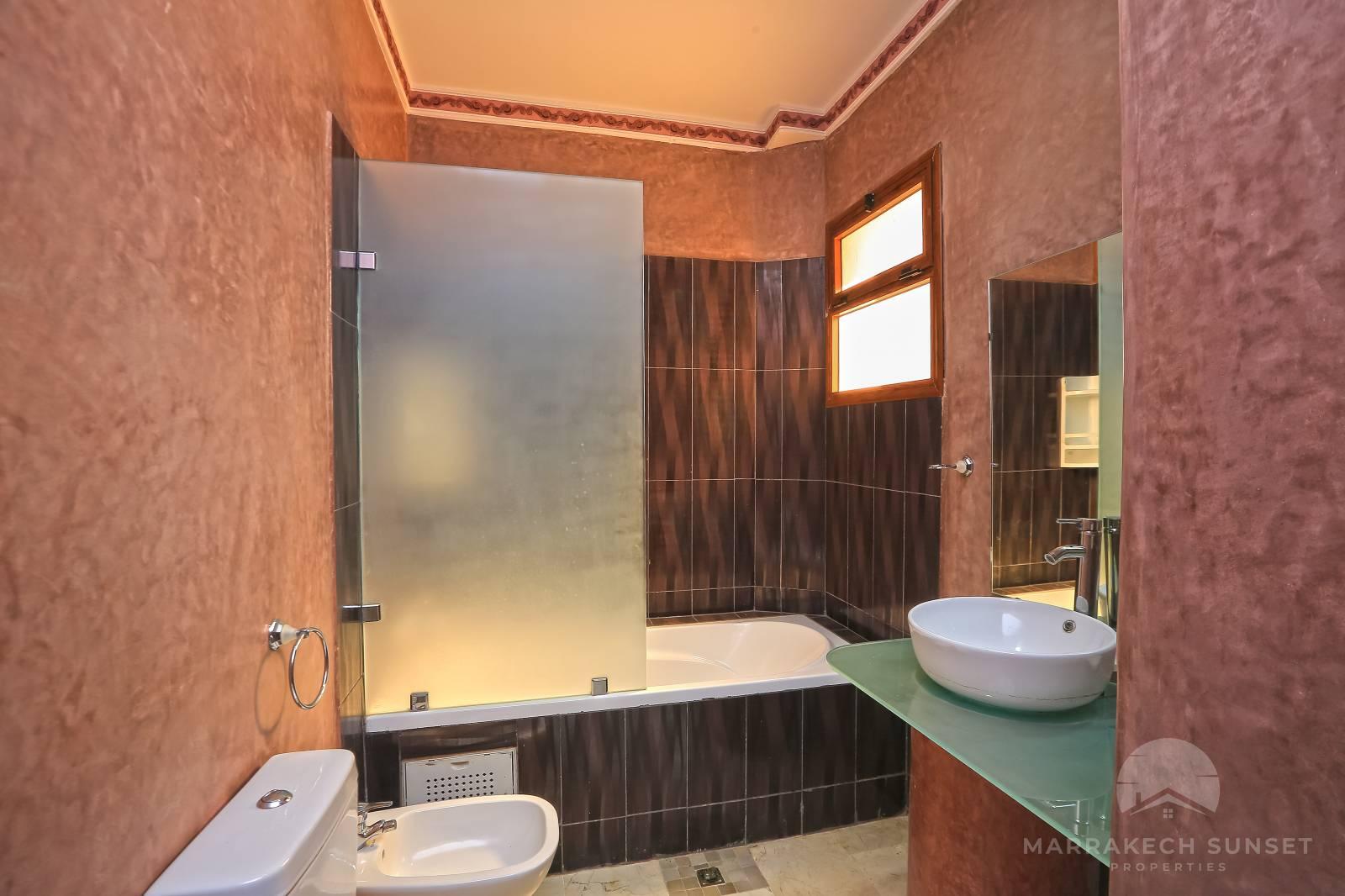 8 bedroom villa for sale Marrakech Amelkis golf club