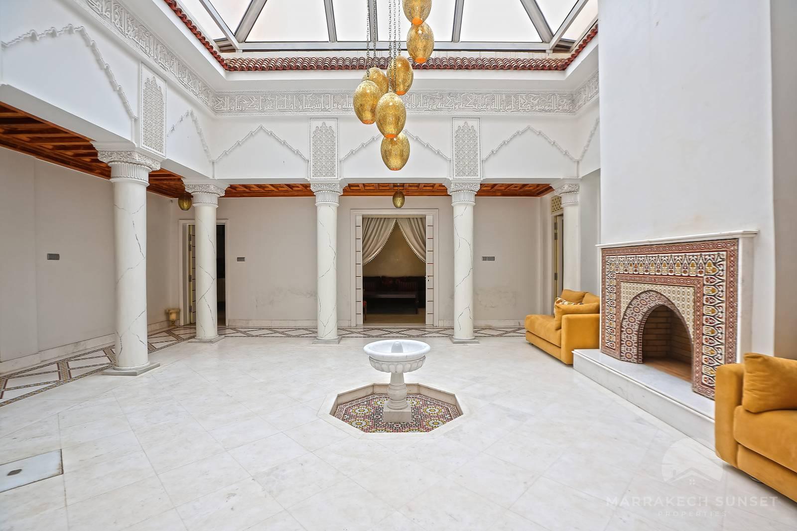 Luxury villa for sale in the residential Four Seasons Resort Marrakech