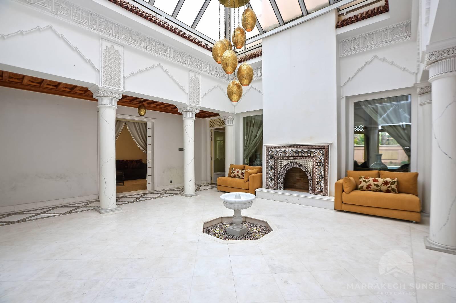 Luxury villa for sale in the residential Four Seasons Resort Marrakech