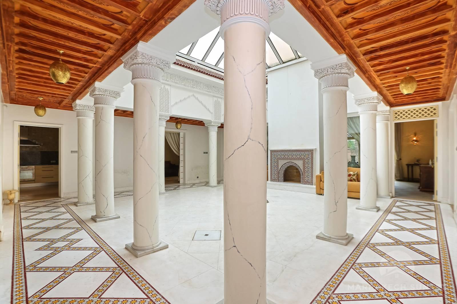 Luxury villa for sale in the residential Four Seasons Resort Marrakech