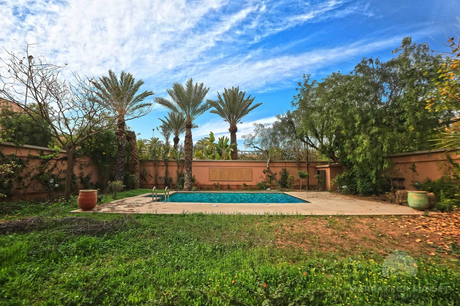 Luxury villa for sale in the residential Four Seasons Resort Marrakech