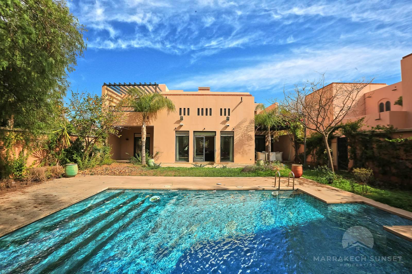 Luxury villa for sale in the residential Four Seasons Resort Marrakech