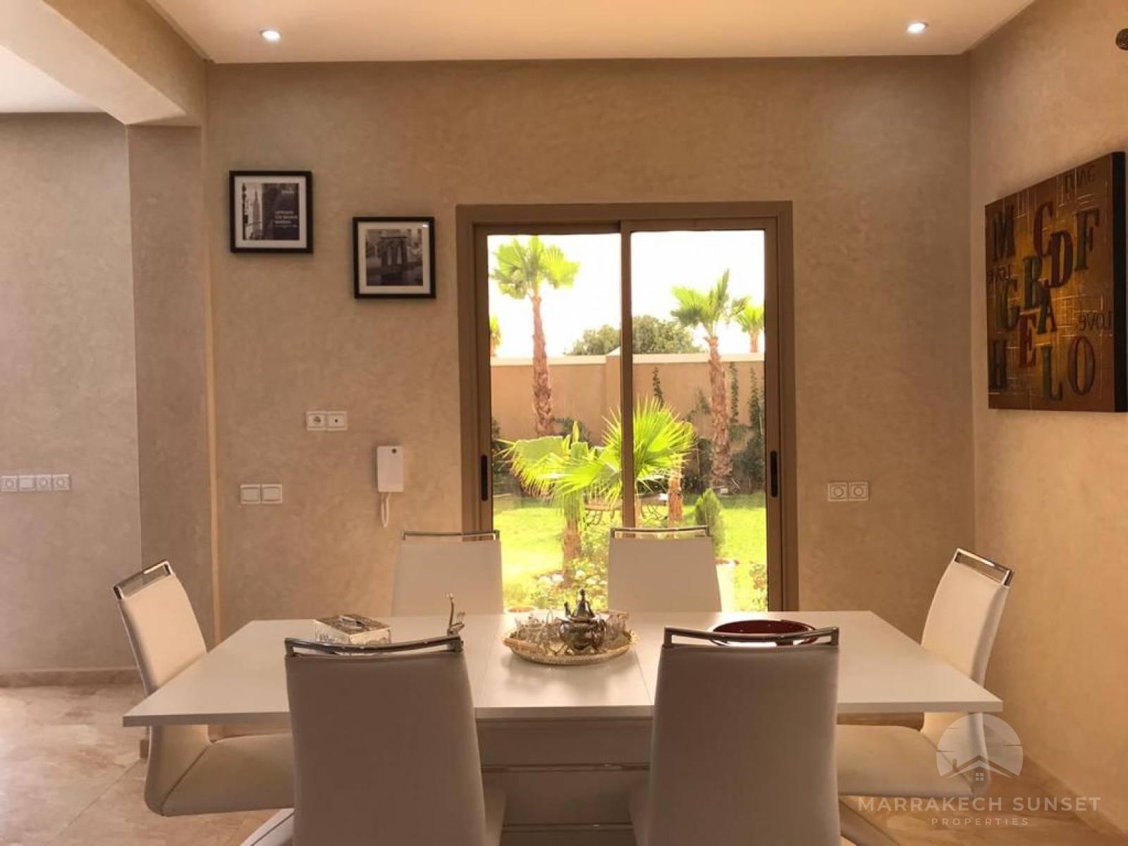 Villa de luxe à vendre à Marrakech proche du Golf de Fairmont Royal Palm Marrakech 