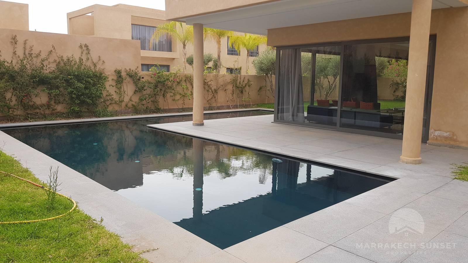Villa de luxe a vendre a Marrakech de 4 chambres dans un domaine privé