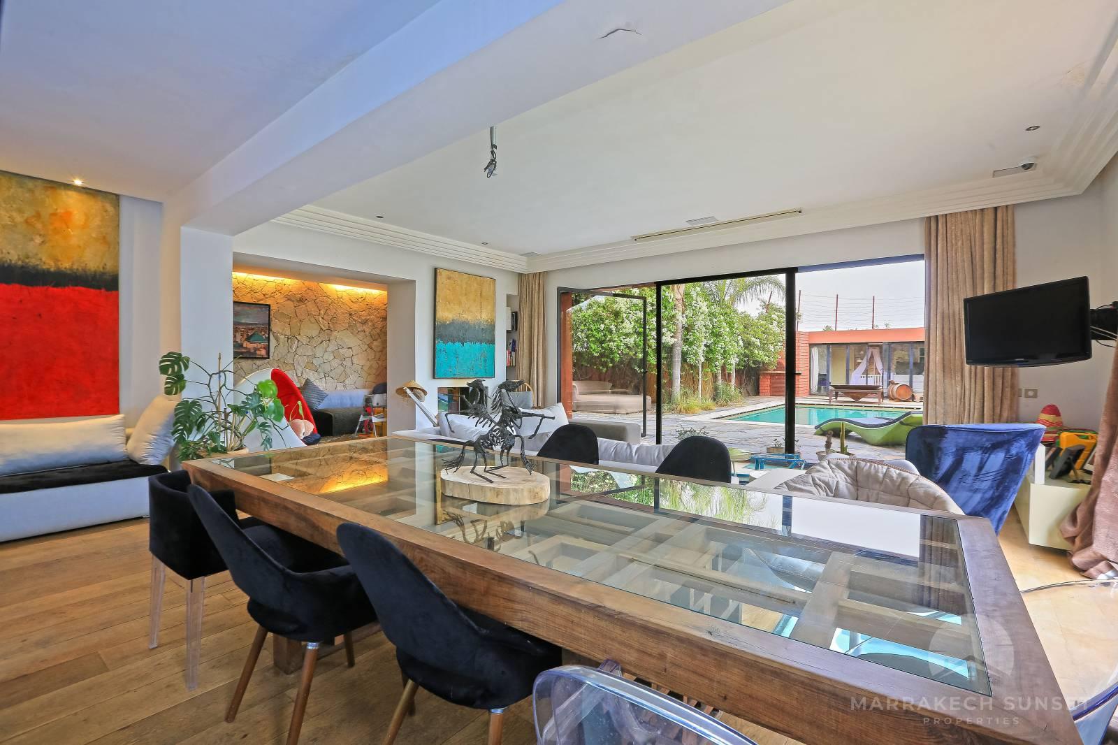 Superbe villa de luxe moderniste à vendre Marrakech dans la Palmeraie