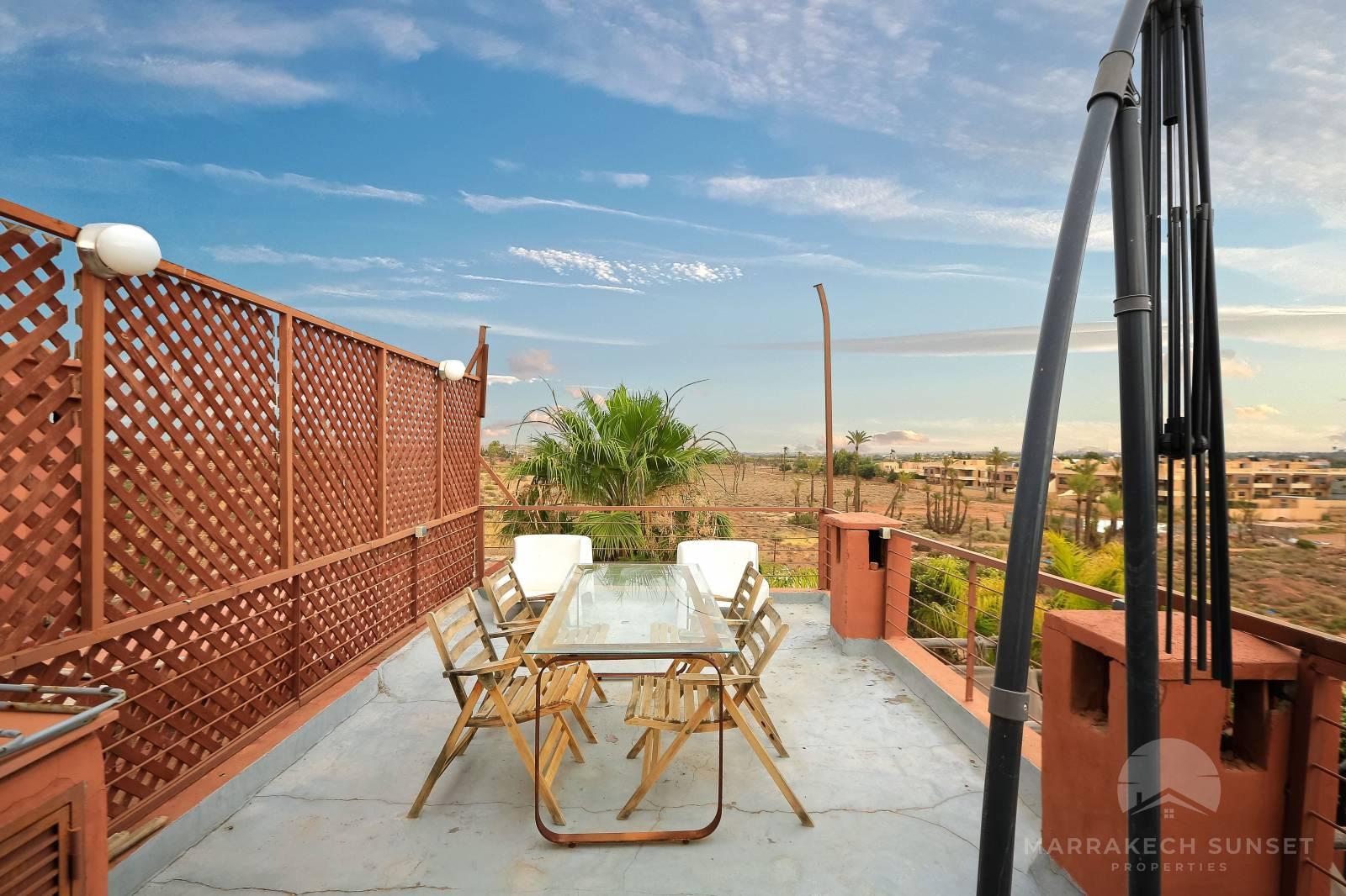 Superbe villa de luxe moderniste à vendre Marrakech dans la Palmeraie