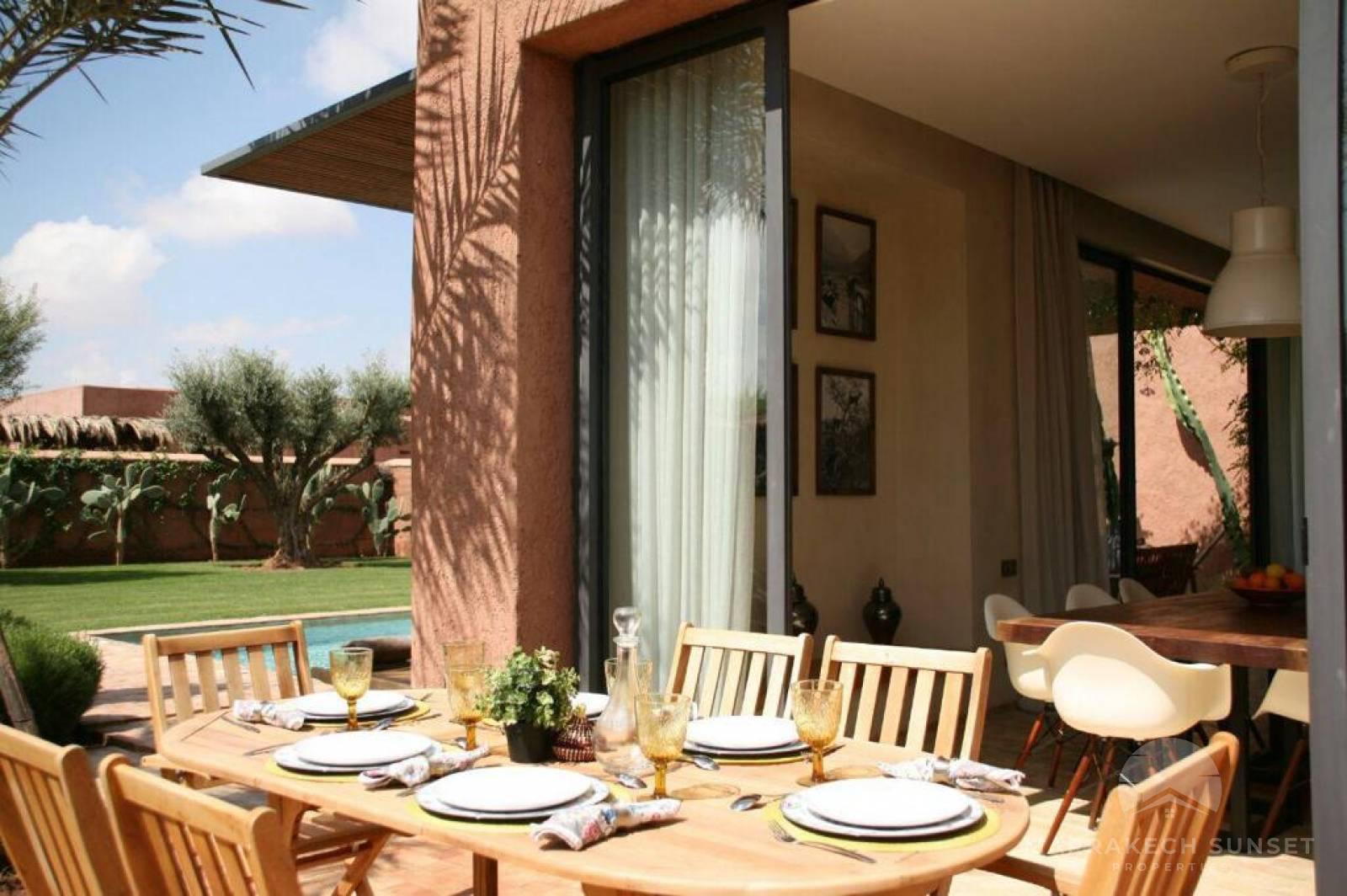 Luxury villa for sale located in one of the most prestigious residential & golf complex in Marrakech.