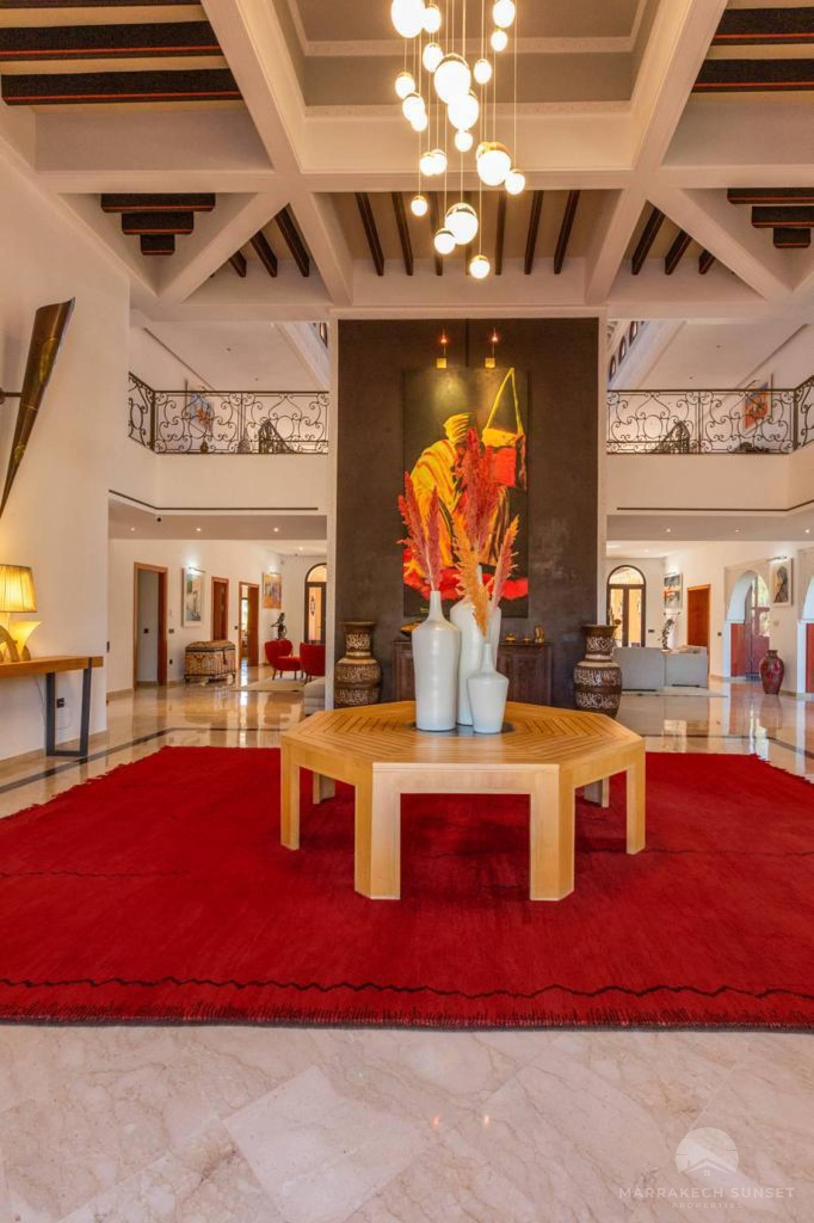 Stunning 7 bedrooms villa for rent in Marrakech 